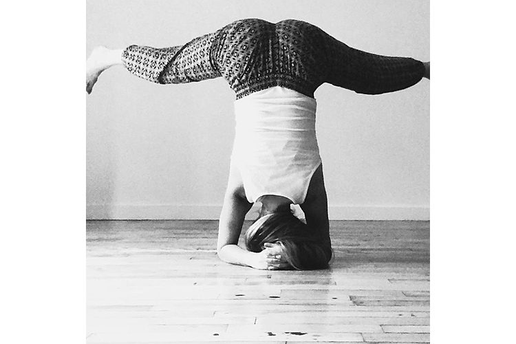 Yogahappiness