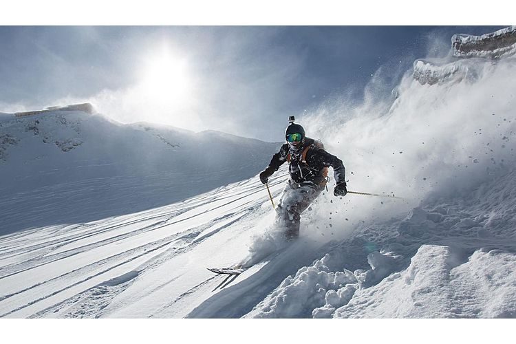 Plaisirs de la neige : freeride sur le Rothorn de Brienz