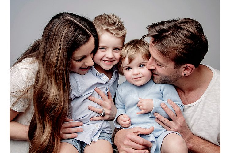 The family is happy that corona is not currently having a major impact on everyday life in Australia.