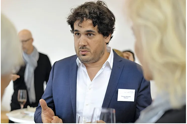 Philippe Wampfer ist Gymnasiallehrer und Digitalexperte sowie Vater von drei Kindern (8, 9 und 11) und lebt in Zürich.
