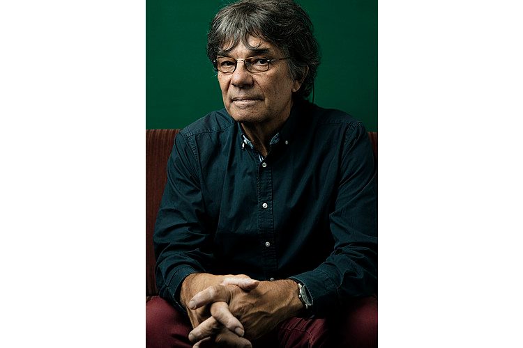 After training as a primary and secondary school teacher, Allan Guggenbühl, 68, worked as a guitar teacher and musician before studying psychology at the University of Zurich. He has headed the Institute for Conflict Management in Zurich since 1984 and counsels children, adolescents and parents as a psychotherapist. Guggenbühl was also a professor at the Zurich University of Teacher Education for 20 years and is the author of numerous books on parenting, youth violence and education. He has four grown-up children.