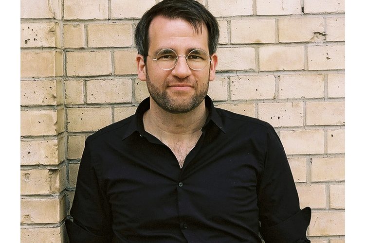 Daniel Fehr est auteur de jeux et organise chaque mois des rencontres de jeux pour adultes à son domicile de Winterthur.