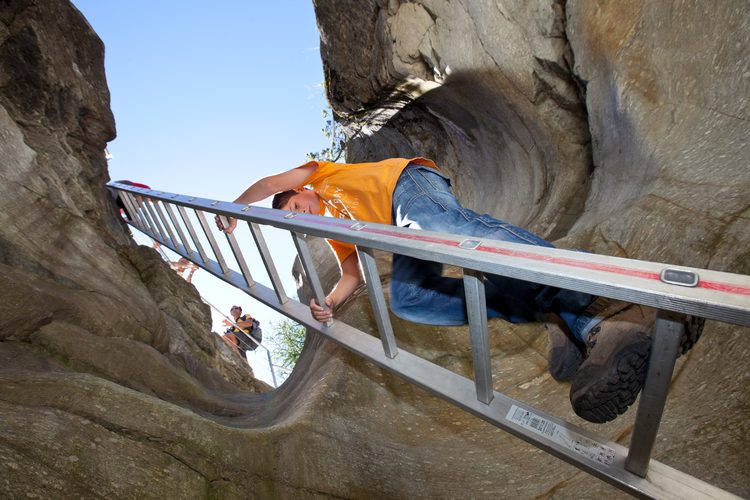 Arrampicata nella gola di Cavaglia