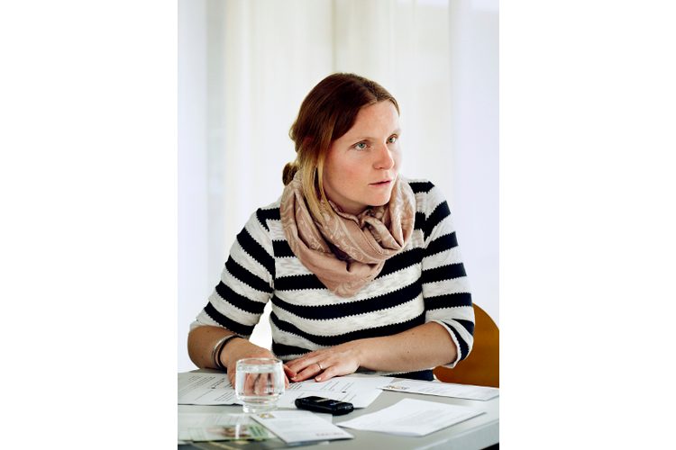 Madleina Brunner Thiam, s'est entretenue avec Evelin Hartmann, rédactrice en chef adjointe de Fritz+Fränzi, au sujet des querelles entre frères et sœurs.