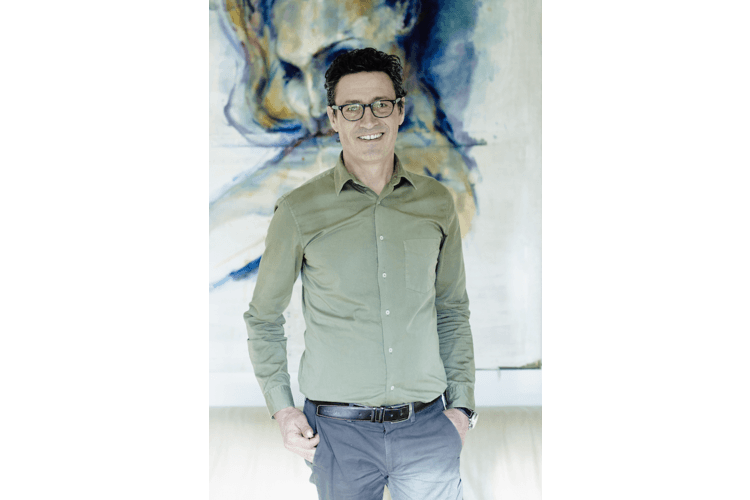 Georges T. Roos rintraccia le tendenze del futuro. Immagine: Herbert Zimmermann / 13 Foto