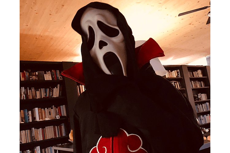 Bereit für Halloween: Der Sohnemann unserer Autorin im Scream-Kostüm