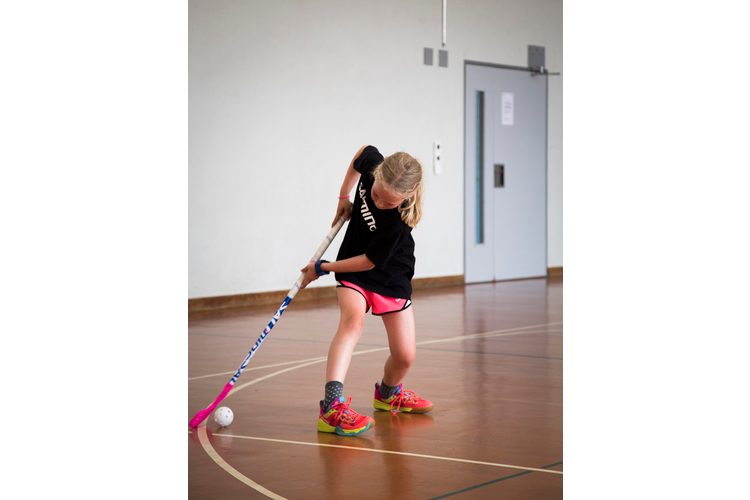 «Ich muss kaum lernen». Die Eltern von Ella, 9, wünschen sich für ihr hochbegabtes Kind eine möglichst normale Schullaufbahn. Lesen Sie hier das Porträt von Ella und Juri.