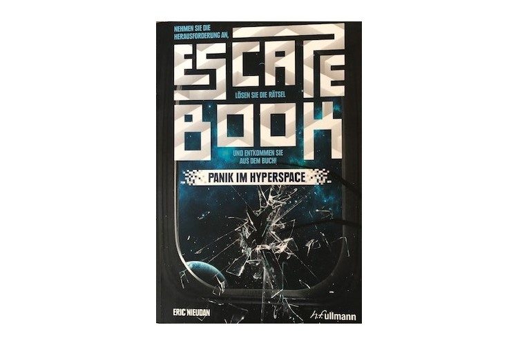 Eric Nieudann: Escape Room: Panik im Hyperspace. Lösen Sie die Rätsel und entkommen Sie aus dem Buch. Ullmann, 2019, 288 Seiten, ca 16 Fr.