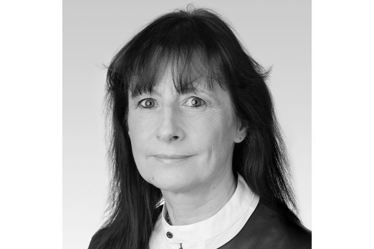 Karolin Weber is a kindergarten teacher, member of the editorial team of 4bis8, the specialist magazine for the 1st school cycle, and co-author of Curriculum 21. (Image: NMS Bern)