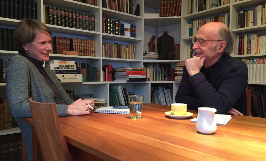 Evelin Hartmann talks to Remo Largo about child development