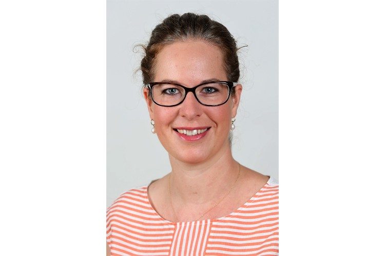 La psicologa Rahel Härter (33 anni) lavora come consulente educativa presso il kjz Winterthur, uno dei 14 centri di assistenza all'infanzia e alla gioventù del Dipartimento dell'Educazione del Cantone di Zurigo.