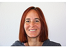 Christine Amrhein ist Psychologin und arbeitet seit über zehn Jahren als freie Wissenschaftsjournalistin in München. Aus ihrer Sicht ist es sehr sinnvoll, in einer Welt, in der Vielredner und Selbst­darsteller viel Aufmerksamkeit bekommen, ­­&nbsp;auf die besonderen Eigenschaften von Introvertierten hinzuweisen.&nbsp;