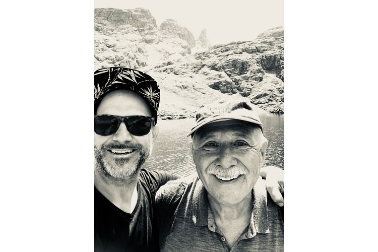 Meinen Töchtern will ich das Leben und Erleben schmackhaft machen und sie wissen lassen, dass meine Auffangarme jederzeit bereit sind. Denn so durfte ich aufwachsen. Merci Paps.