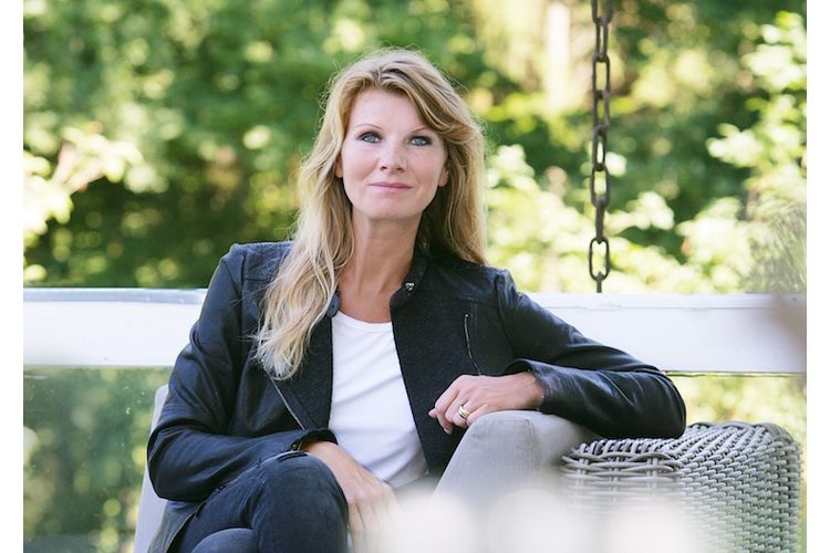 Dr Catarina Katzer is a social psychologist and a leading researcher in the field of cyberpsychology. As an expert, she advises the Council of Europe and the German Bundestag, among others.