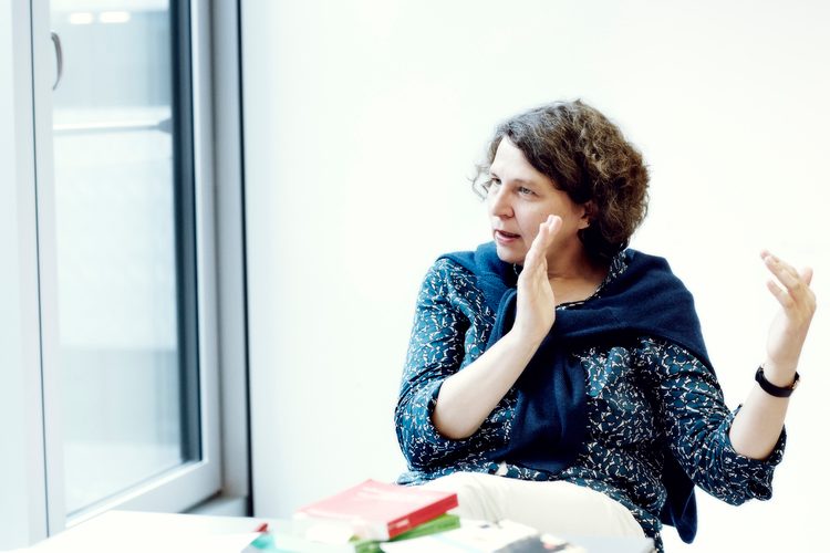 Barbara Schmugge ha esperienza con i pazienti affetti da demenza e i loro familiari.