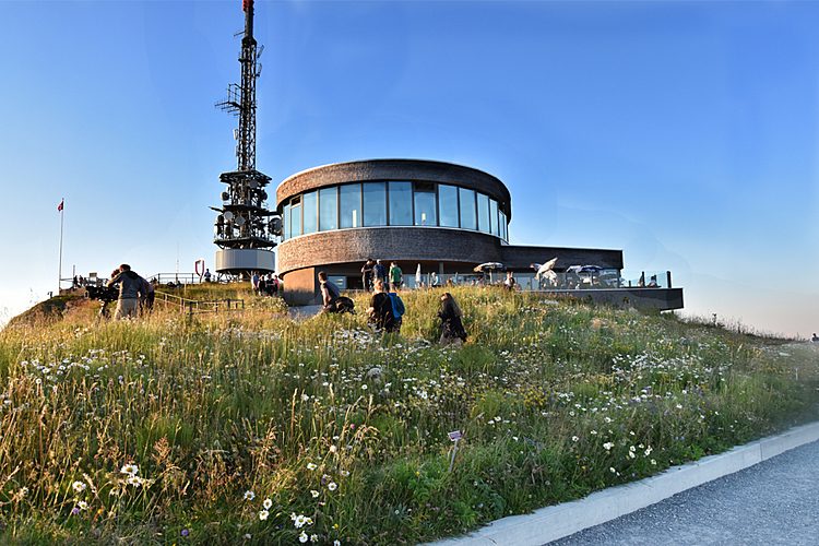 Il ristorante girevole con una vista unica