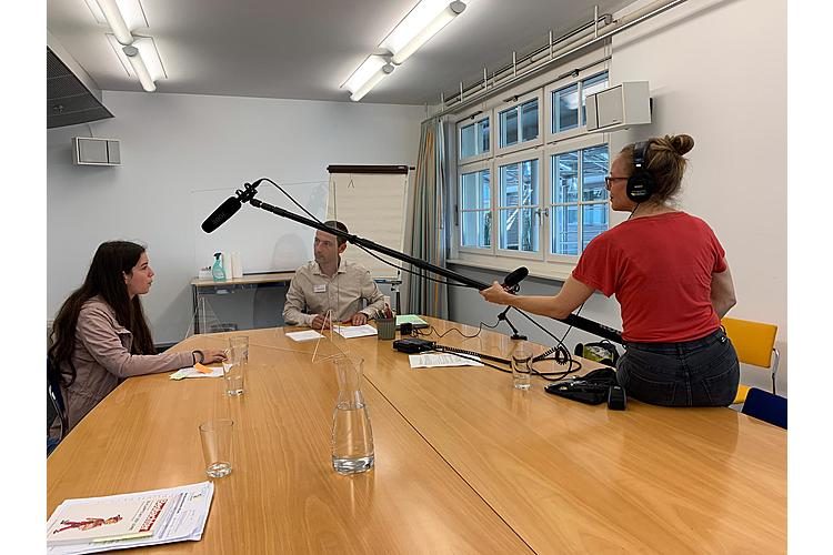 Riana at the BIZ information centre in Uster. (Picture: zVg)