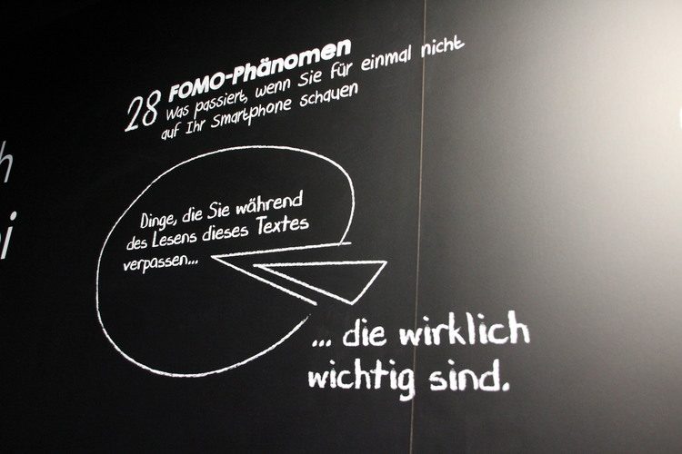 FOMO – ein typisches Phänomen der Generation Smartphone einfach erklärt.