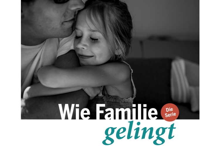 0329bcfc1a8b4c138a3c5ddb0fbd9ec1.png Wie Familie gelingt Die Familie ist ein System aus Menschen mit besonderen Rollen, Normen und Anforderungen. In ihr suchen wir Liebe und Abgrenzung, Nähe und Distanz, sie gibt und nimmt Kraft. Wie beeinflusst das Familienleben die Entwicklung ihrer Mitglieder? Welche gesellschaftlichen Rahmenbedingungen prägen das Familienleben und wie bestimmen institutionelle Strukturen das Leben in Familien mit? Diesen Fragen gehen wir in einer zehnteiligen Serie nach. Die Texte entstanden in Zusammenarbeit mit dem Institut für Familienforschung und -beratung der Universität Fribourg unter der Leitung von Dr. Gisela Kilde und Dr. Annette Cina.