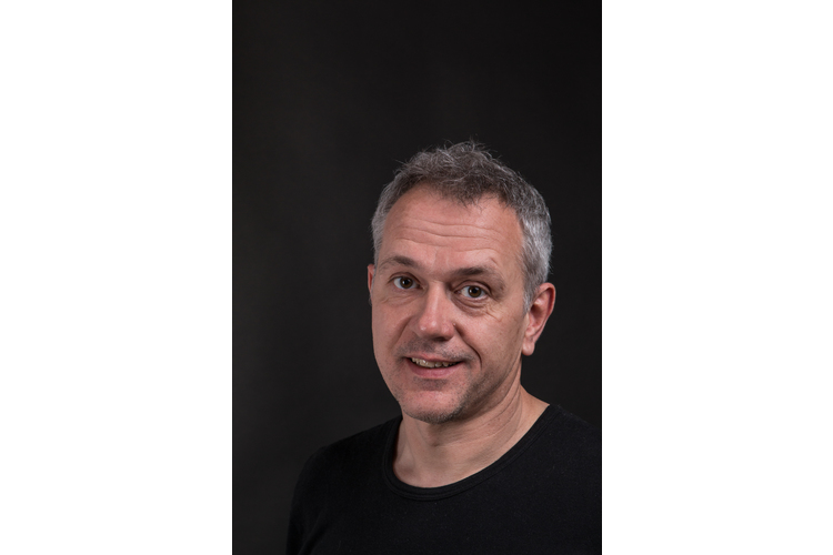 2f254be03c82ce31f22a1cb5d101275a.jpeg Bruno Wermuth ist Sexualtherapeut und Sexualpädagoge mit eigener Praxis für systemische Einzel-, Paar- und Sexualberatung in Bern. Daneben führt er Bildungsveranstaltungen zu Sexualität und Sexualerziehung durch. www.brunowermuth.ch
