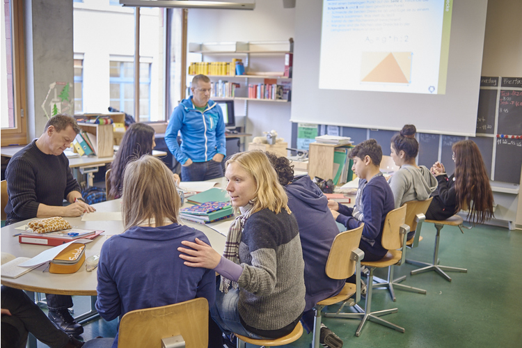 3 / 3 Die Lehrer und Heilpädagogen sind immer da, um zu helfen und zu kontrollieren.