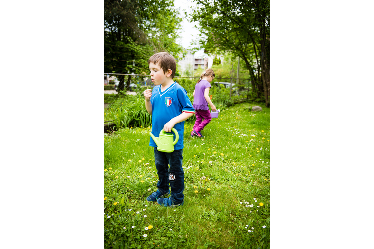4348392433d2fd2a7bce795bac893862.jpg 9/11 So können die Eltern ihren Kindern bei der Entschleunigung zusehen...