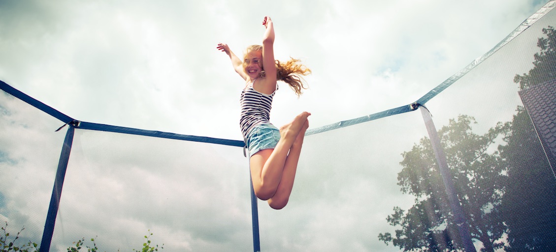 Warum Kinderbeine auf Trampolinen oft brechen