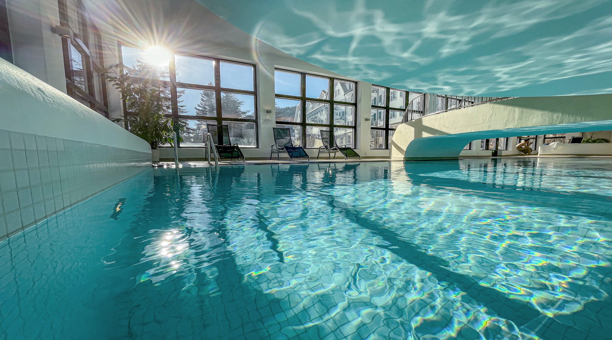Pool1_2050*1140