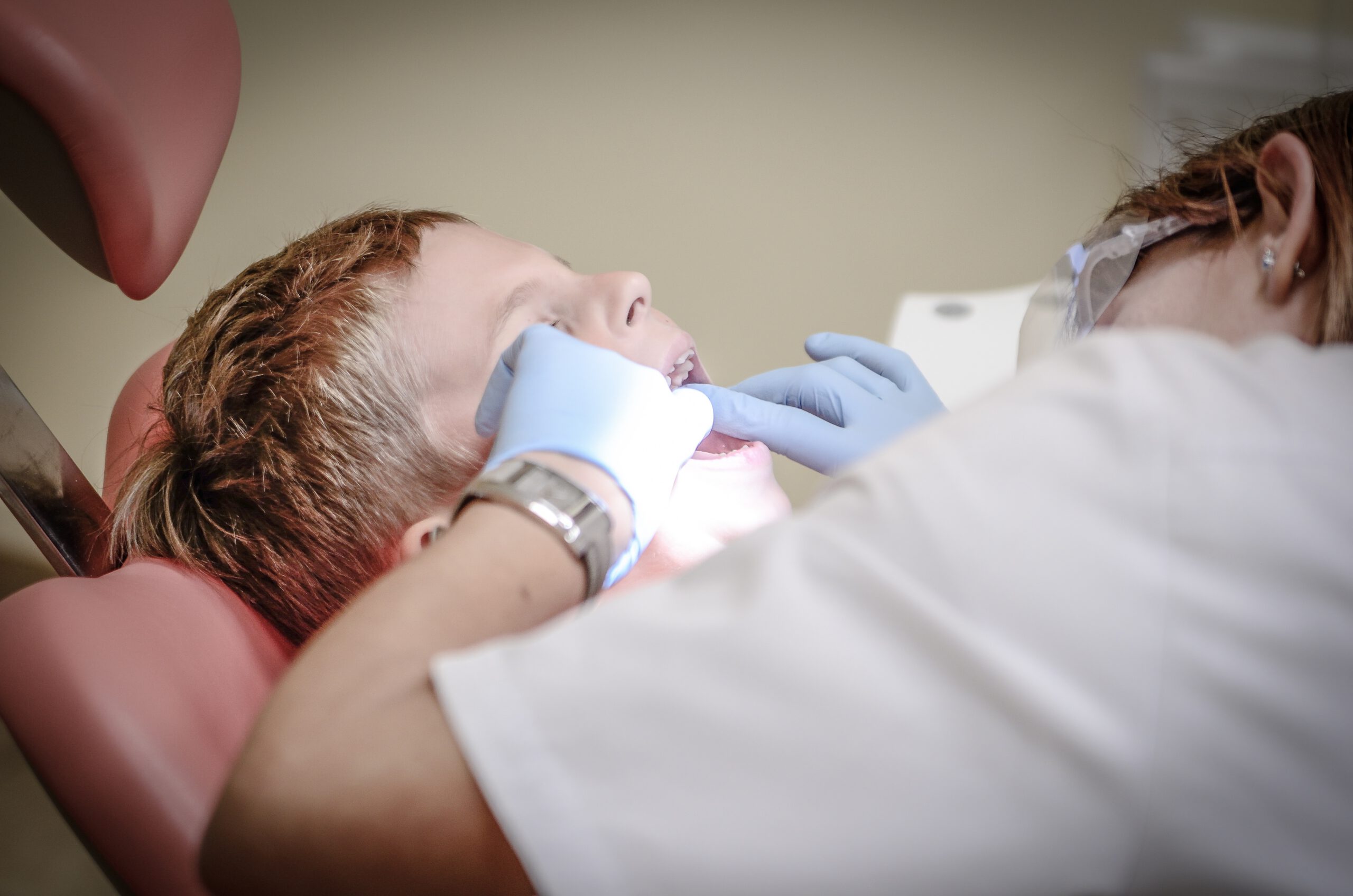 Erste Hilfe bei Zahnunfällen