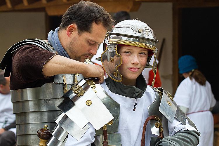 ac6336fbfbe091ea1f67934d147c6f7d.jpg Römerspiele auf dem Legionärspfad Vindonissa