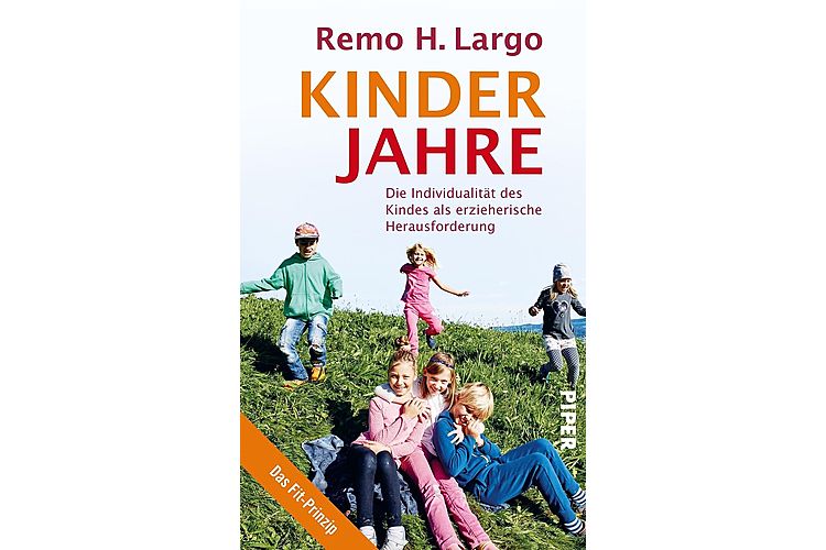 Remo H. Largo: Kinderjahre. Die Individualität des Kindes als erzieherische Herausforderung. Der Klassiker des Schweizer Kinderarztes in der überarbeiteten Neuauflage. Piper 2019, 384 Seiten, ca. 30 Fr.