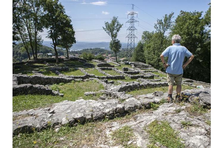 5/5 Heute ist aus den Überresten der Siedlung ein faszinierender archäologischer Park entstanden