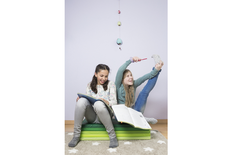 c8c9c3a481b1d49f483345158eccde09.jpg Erwachsene überschätzen die Fähigkeit der Kinder, sich zu konzentrieren. Pausen sind notwendig.