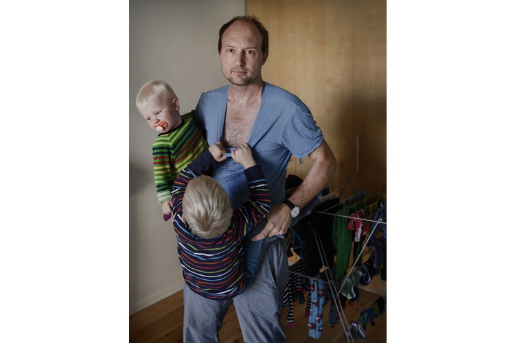 «Väter tendieren dazu, auf eine andere Art mit ihren Kindern zu spielen», sagt Väterforscherin Brenda Volling. «Sie spielen tendenziell körperlicher».