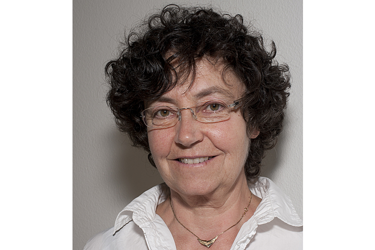 e07faba09827355f84f1b09f8ec8dfc9.jpg Françoise Alsaker ist emeritierte Professorin für Psychologie an der Universität Bern. Sie studierte Psychologie in Bergen, Norwegen, und war danach Teil des Forschungsteams um Dan Olweus, einem Pionier der Mobbingforschung. In den 1990er-Jahren führte Alsaker die erste Mobbingstudie in der Schweiz durch und sensibilisierte im Lauf der Jahre Schulen und Öffentlichkeit für das Thema.