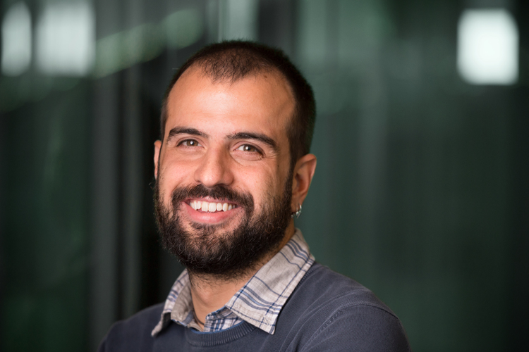 Giuseppe Sorrenti ist Wirtschaftswissenschaftler im Department of Economics und am Jacobs Center for Productive Youth Development an der Universität Zürich. Im Januar 2020 wechselt er als Assistant Professor für Mikroökonomie an die Amsterdam School of Economics der Universität Amsterdam. Seine Forschungsschwerpunkte sind Kinderentwicklung und Humankapitalbildung.