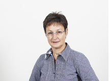 Brigitte Waldis ist bei Akzent Luzern zuständig für das Projekt «Flimmerpause». Akzent Luzern ist die erste Anlaufstelle im Kanton für Prävention, Frühintervention und Behandlung von Abhängigkeiten und damit verbundenen psychosozialen Schwierigkeiten.