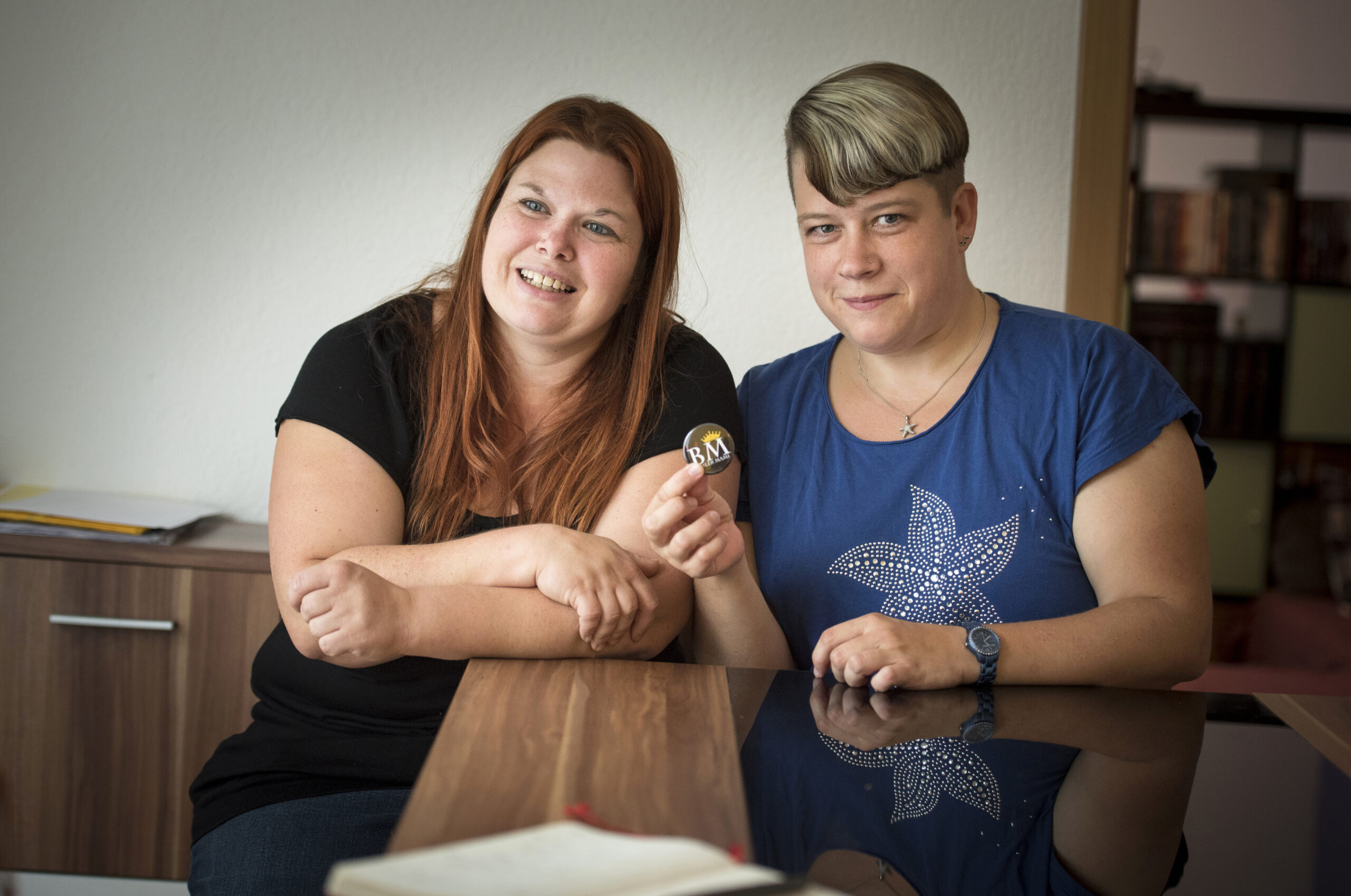 Basler-Mamis-Sandra-Hofstetter-Nicola-Thomann-Pin Basler Mamis: Online-Soforthilfe via Facebookgruppe
