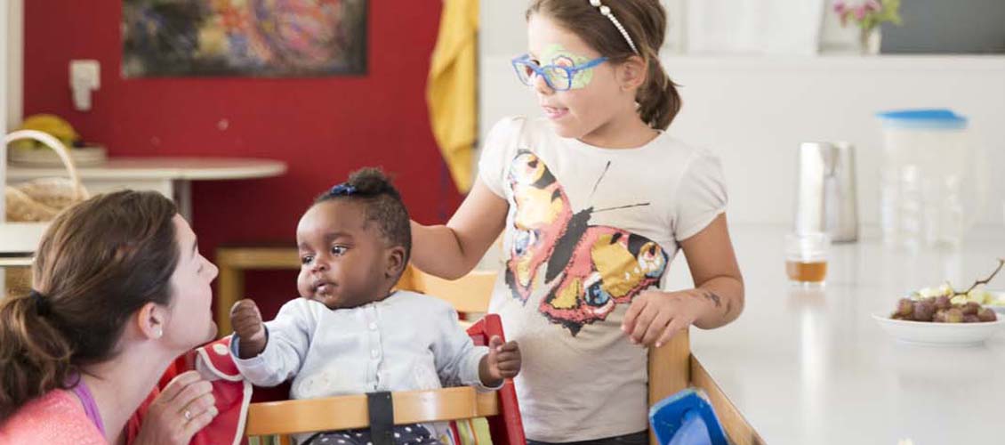 L_Gesellschaft_Familienleben_Heim Im Heim zu Hause