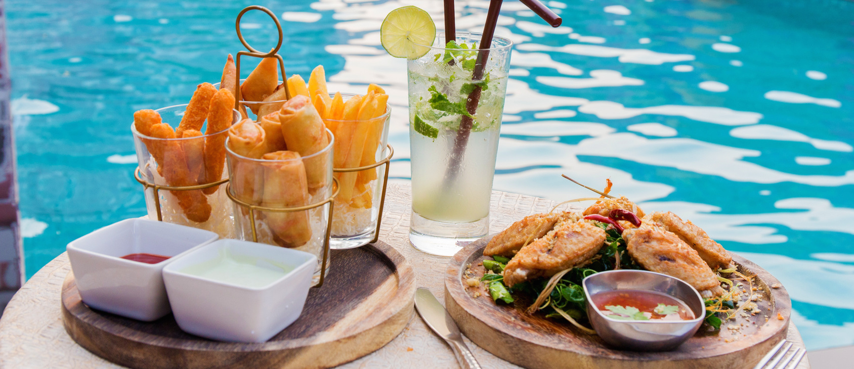 wie lange muss man nach dem Essen mit dem Schwimmen warten?