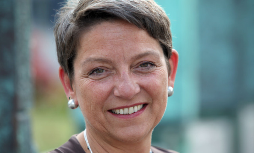 23_11_Dossier_Perfektionismus_Experten_Interview_Christine_Altstoetter_Gleich_AB_quer