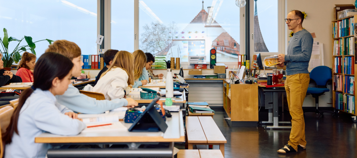 25-05-schule-wohin-dossier-editorial-nik-niethammer-hefterscheinung-schweizer-elternmagazin-fritz-und-fraenzi-hg Schule wohin? Editorial Nik Niethammer